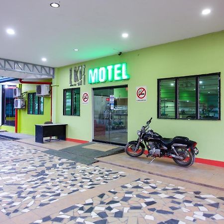 Oyo 89478 Lkh Motel Kota Kinabalu Esterno foto