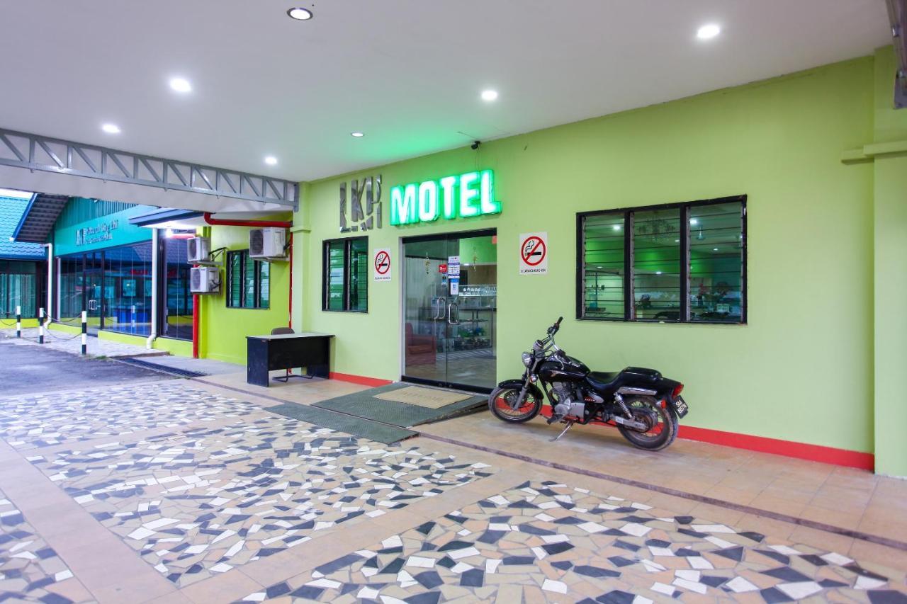 Oyo 89478 Lkh Motel Kota Kinabalu Esterno foto